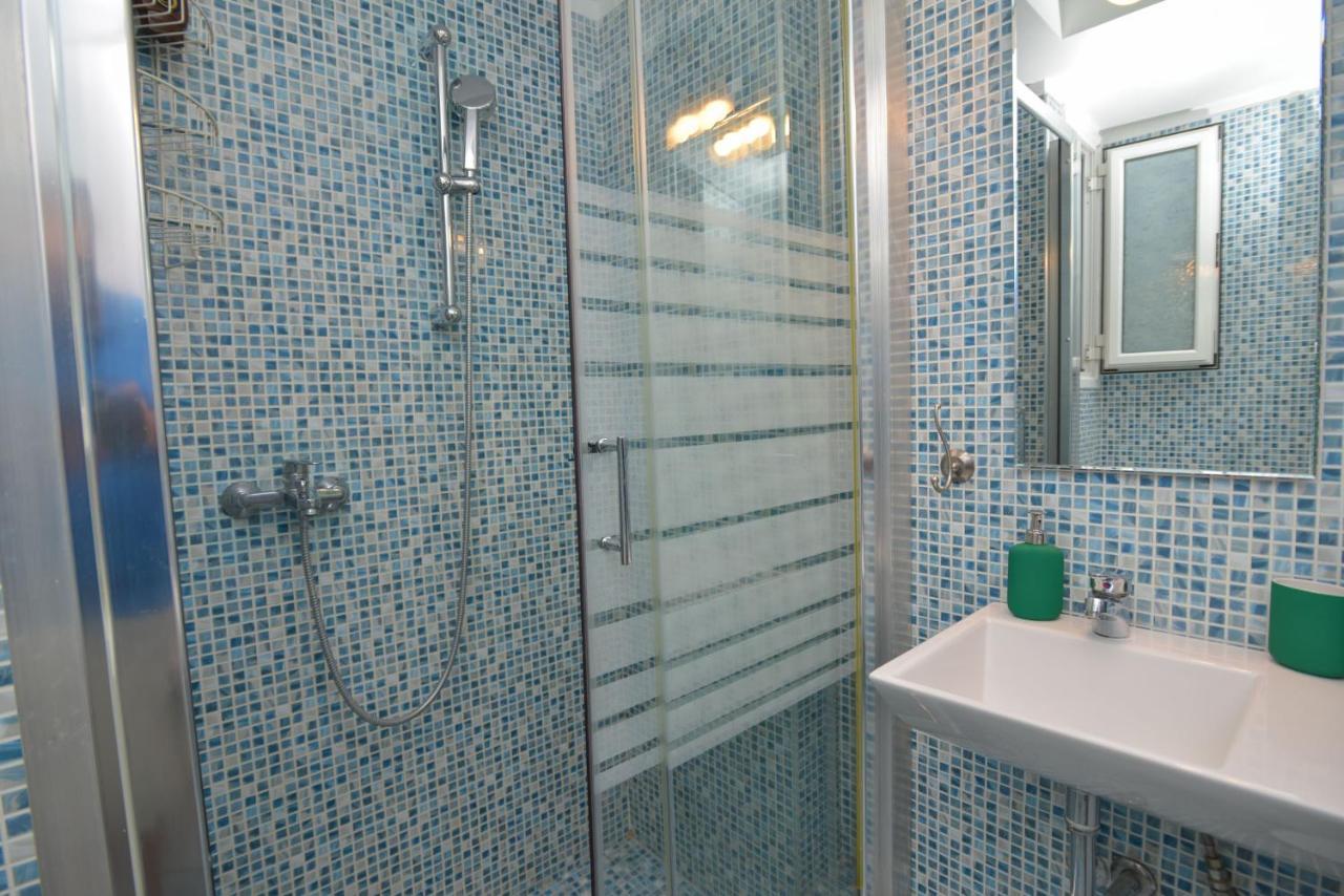 Athens Stylish Studio In Front Of Syntagma Metro Stop For 2 Ngoại thất bức ảnh
